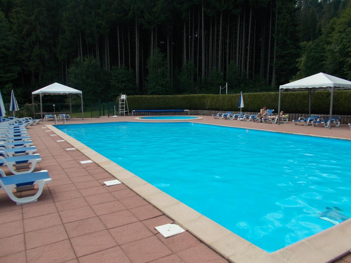 Hotel Vvf Les Fontaines Des Vosges Saales Esterno foto